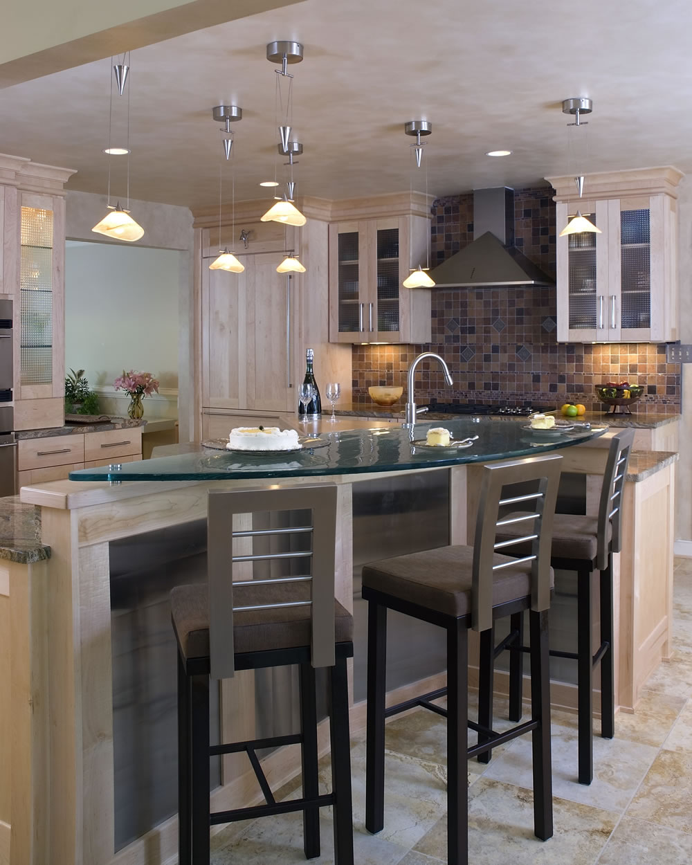 16 Tables & Counter Tops 16 Tables & Counter Tops
